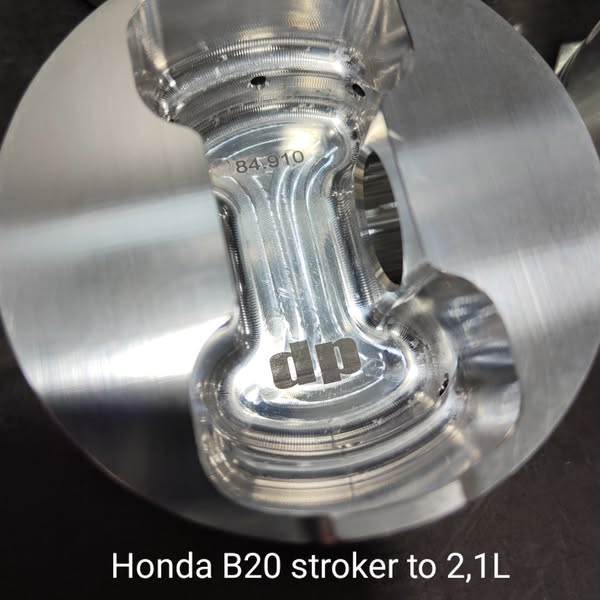 Honda B20 Pro Series Pistons 4 Honda B20 Pro Series Pistons - Image 4